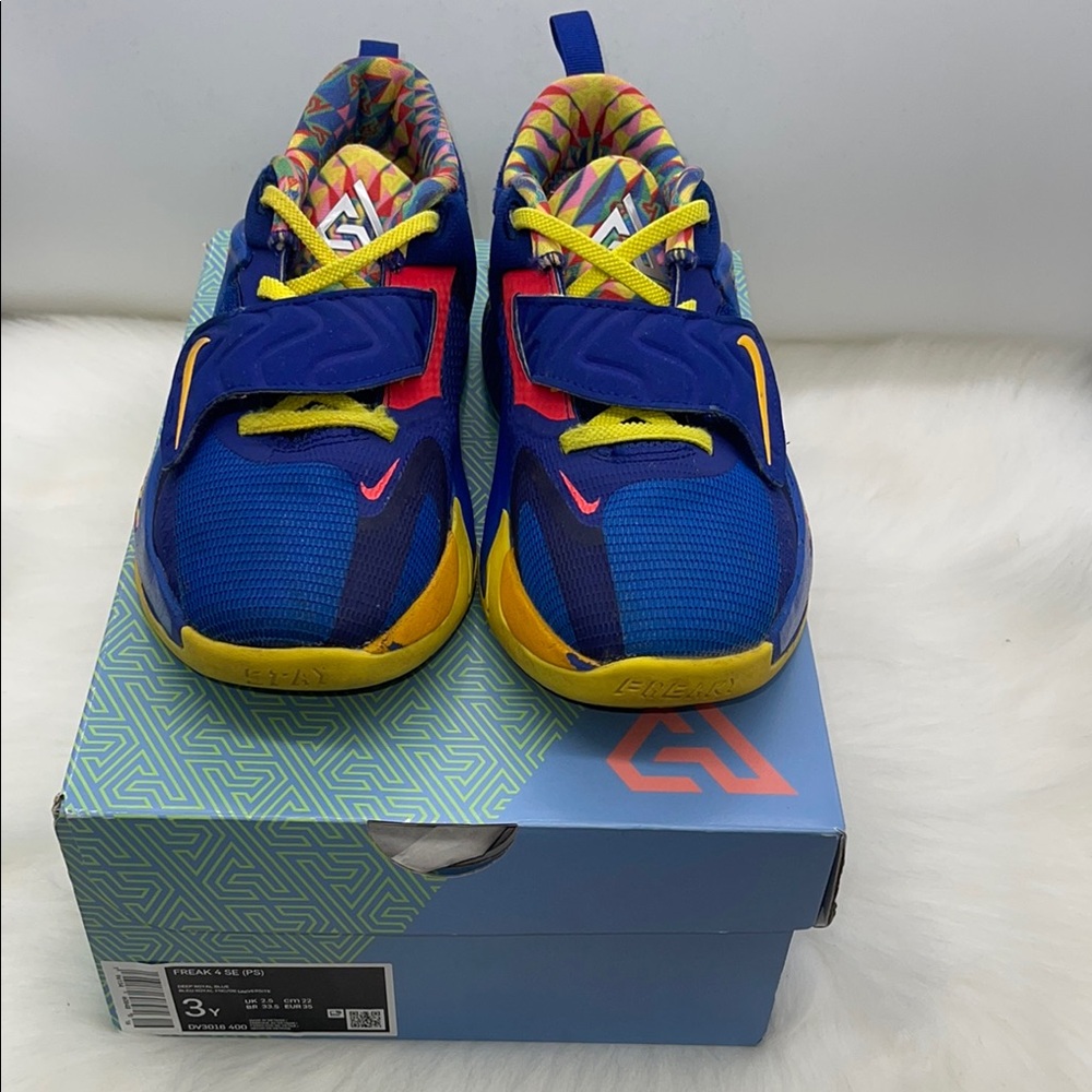 NIKE ZOOM FREAK 4 SE PS 'KALEIDOSCOPE' Kids